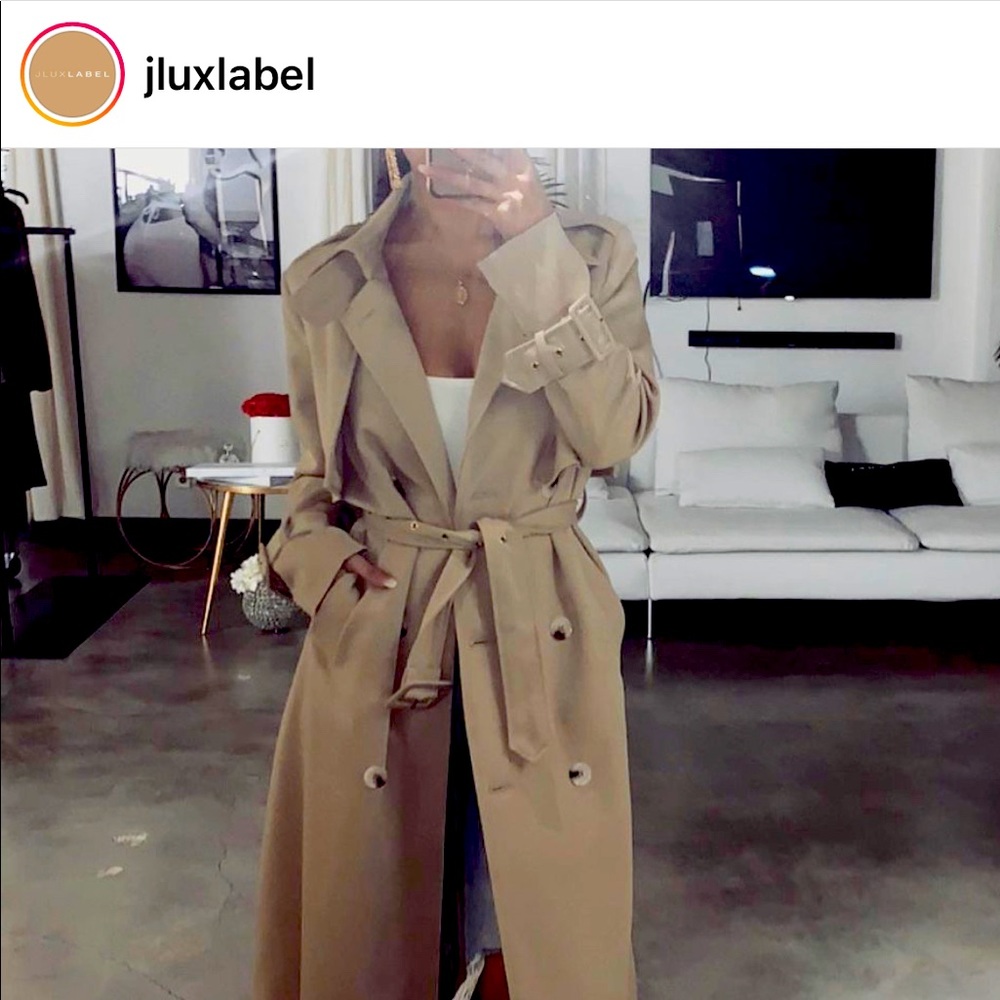 JLUXLABEL Brand new size Small trench coat.